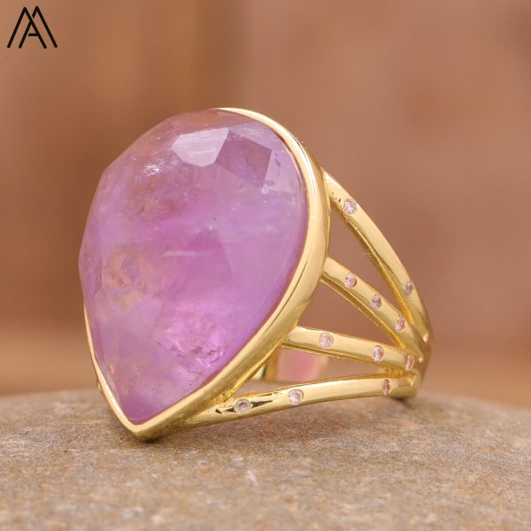 Teardrop Stone Finger Ring on Sale